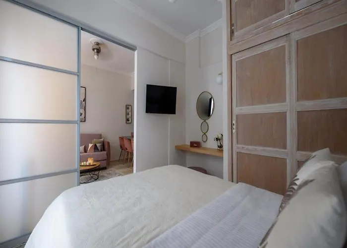 Acropolis Exclusive Studio